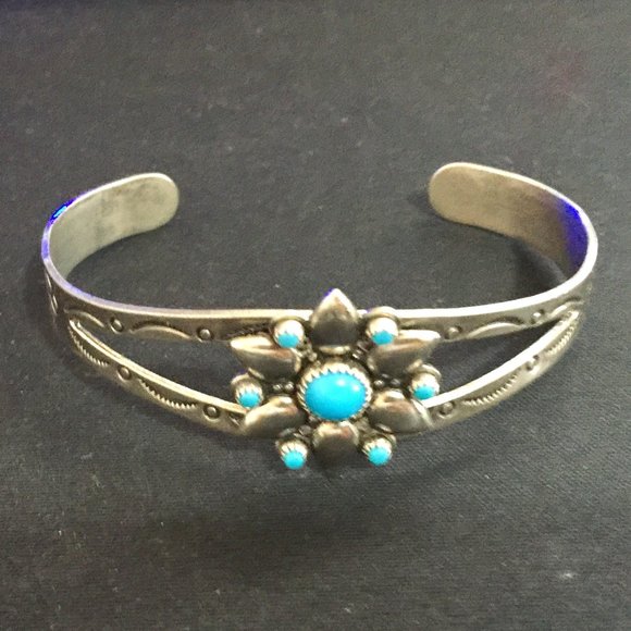 Bell Trading Nickel Silver Native Tribal Cuff Bangle Bracelet - Picture 1 of 7